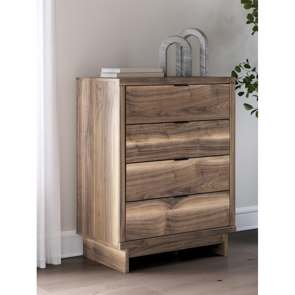 zadilyn brown chest   